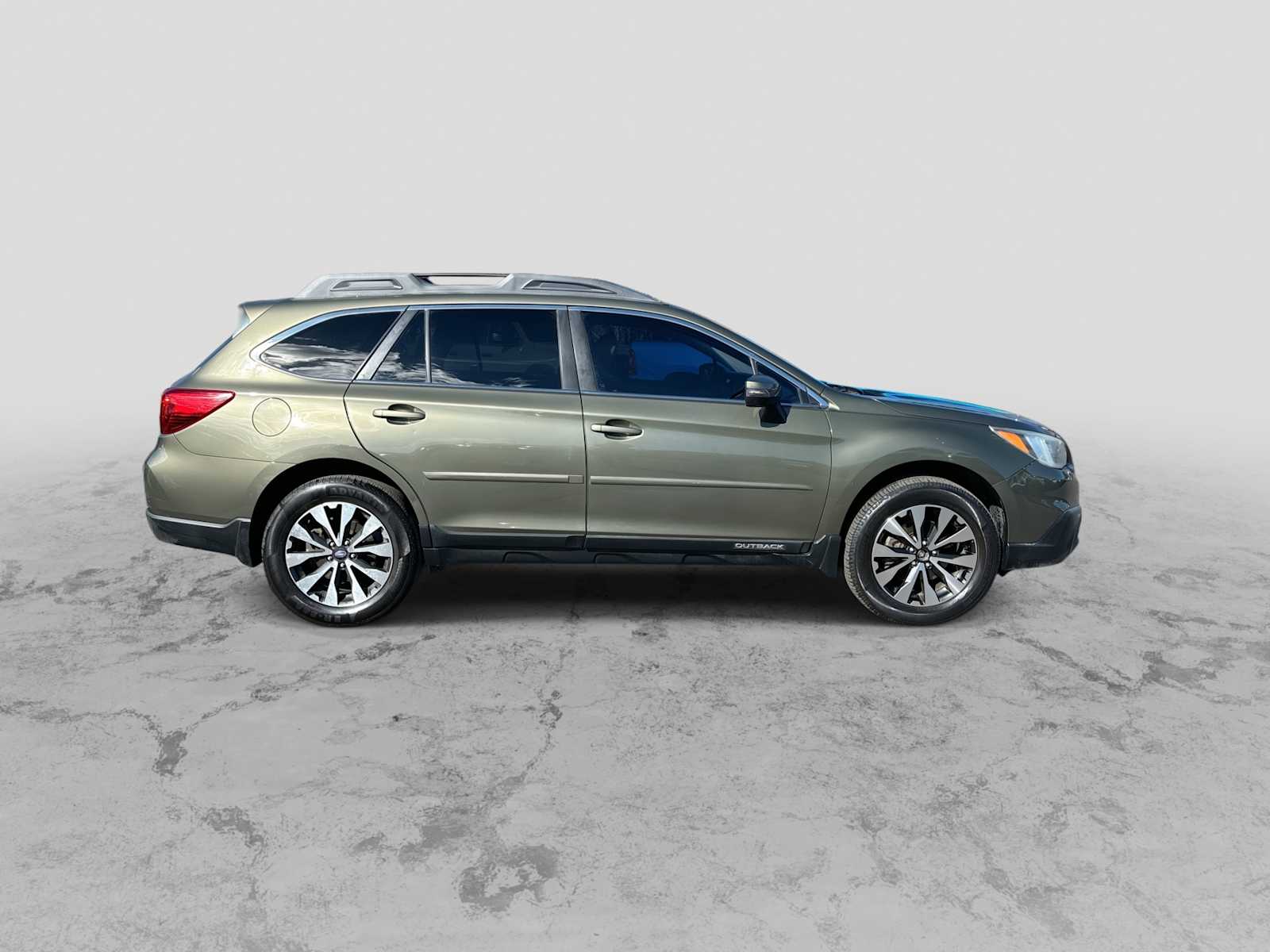 Thumbnail: 2017 Subaru Outback - 9