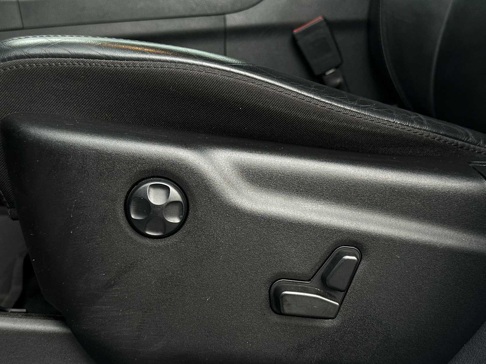 Thumbnail: 2022 Jeep Grand Cherokee - 14