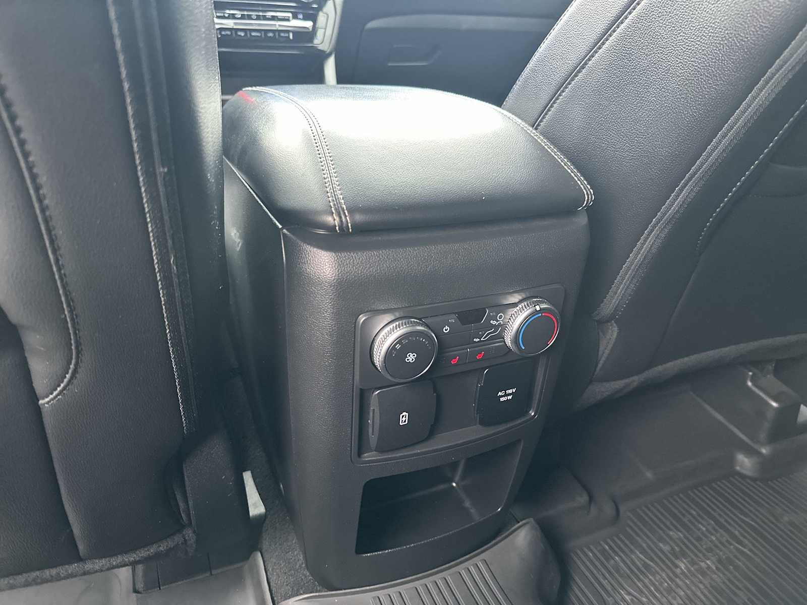 Thumbnail: 2021 Ford Explorer - 22