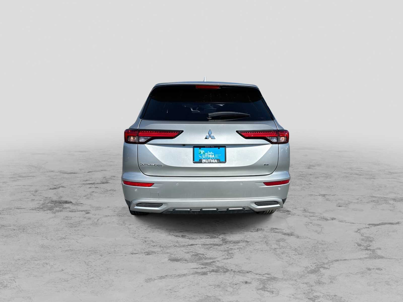 Thumbnail: 2022 Mitsubishi Outlander - 7