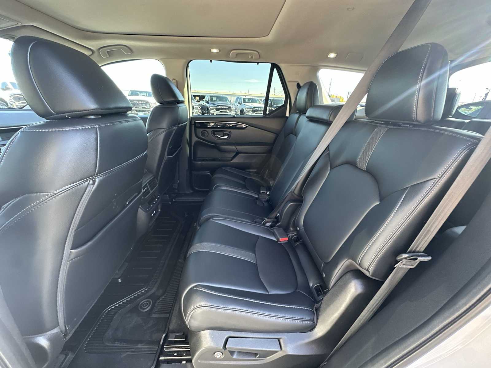 Thumbnail: 2023 Honda Pilot - 24