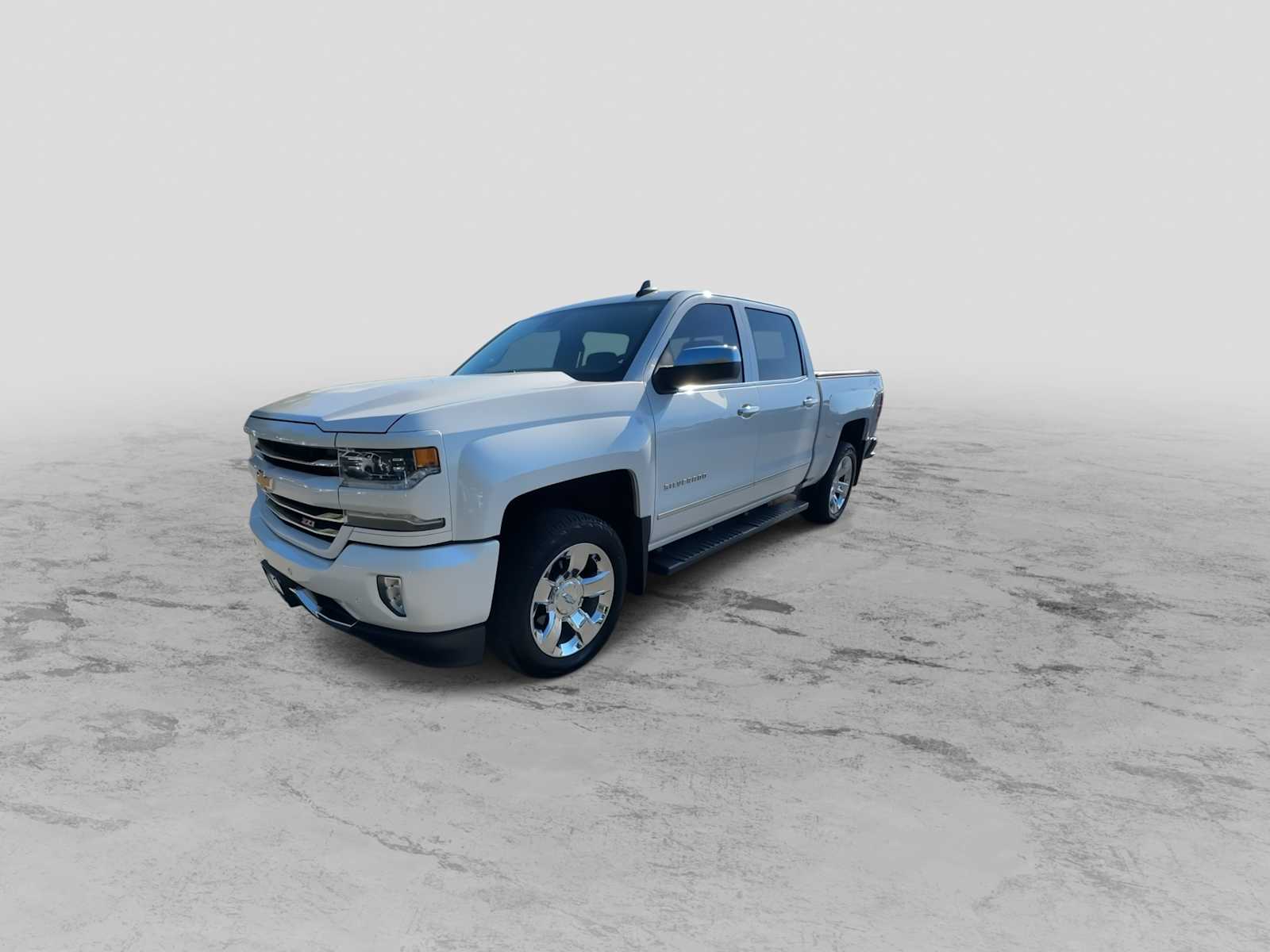 2018 Chevrolet Silverado 1500 LTZ photo 3