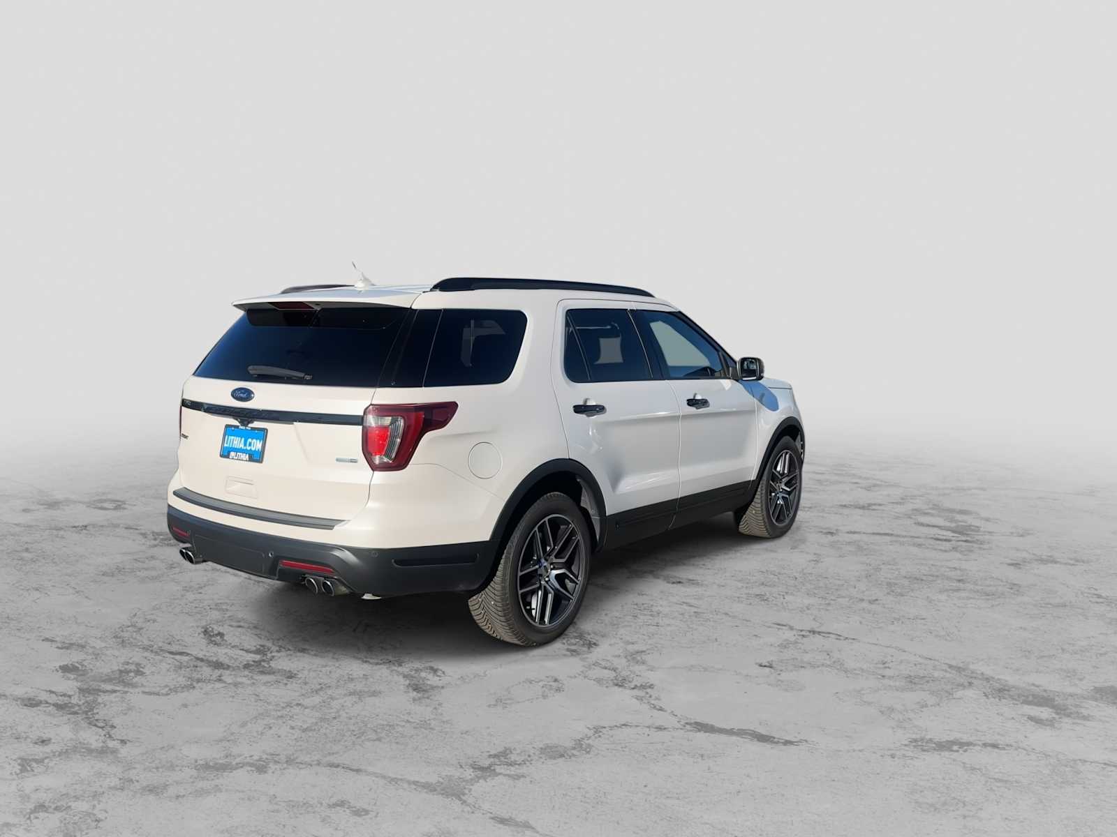 Thumbnail: 2019 Ford Explorer - 8