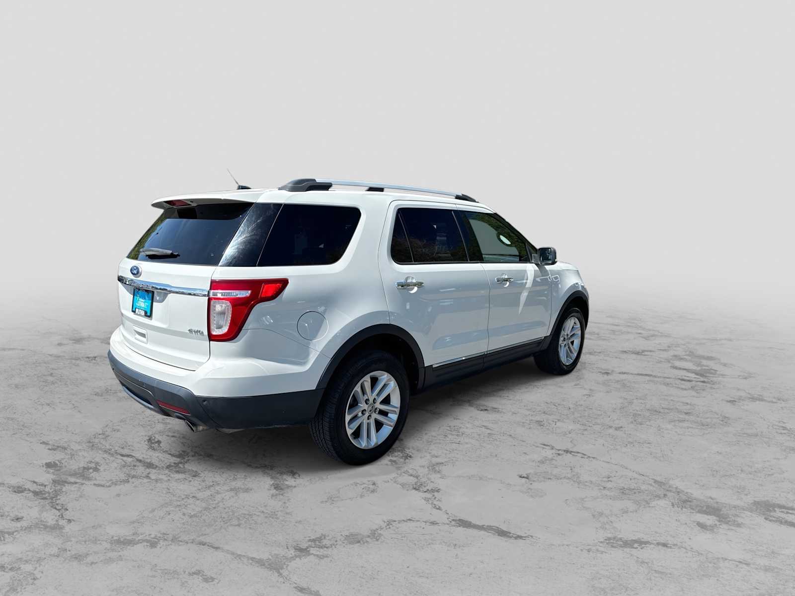 Thumbnail: 2011 Ford Explorer - 8