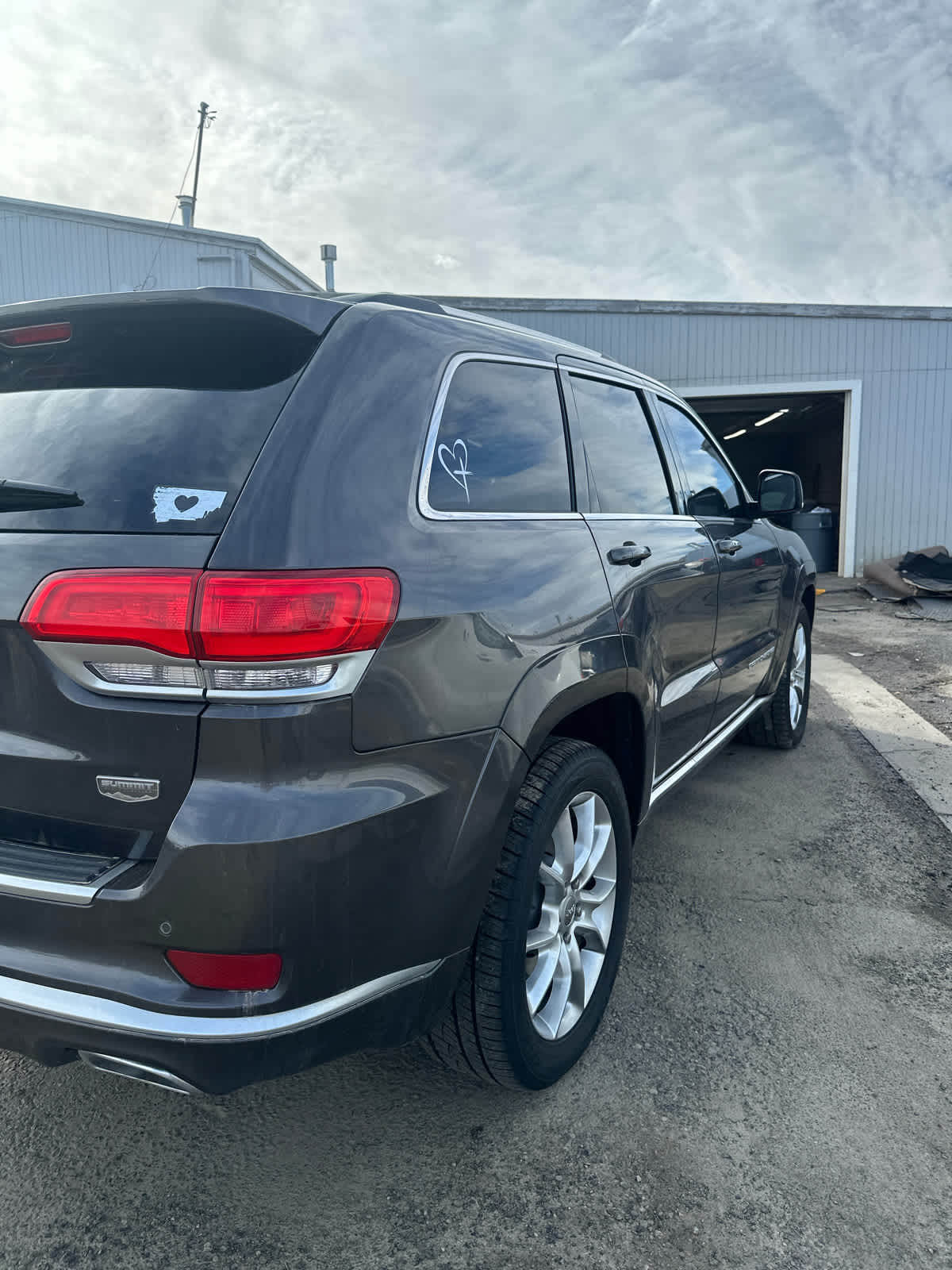 Thumbnail: 2015 Jeep Grand Cherokee - 5