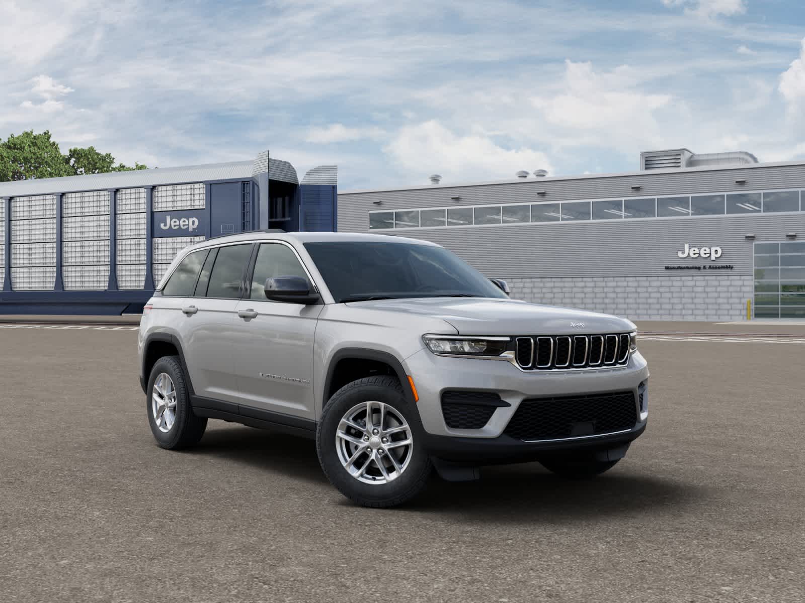 Thumbnail: 2026 Jeep Grand Cherokee - 3