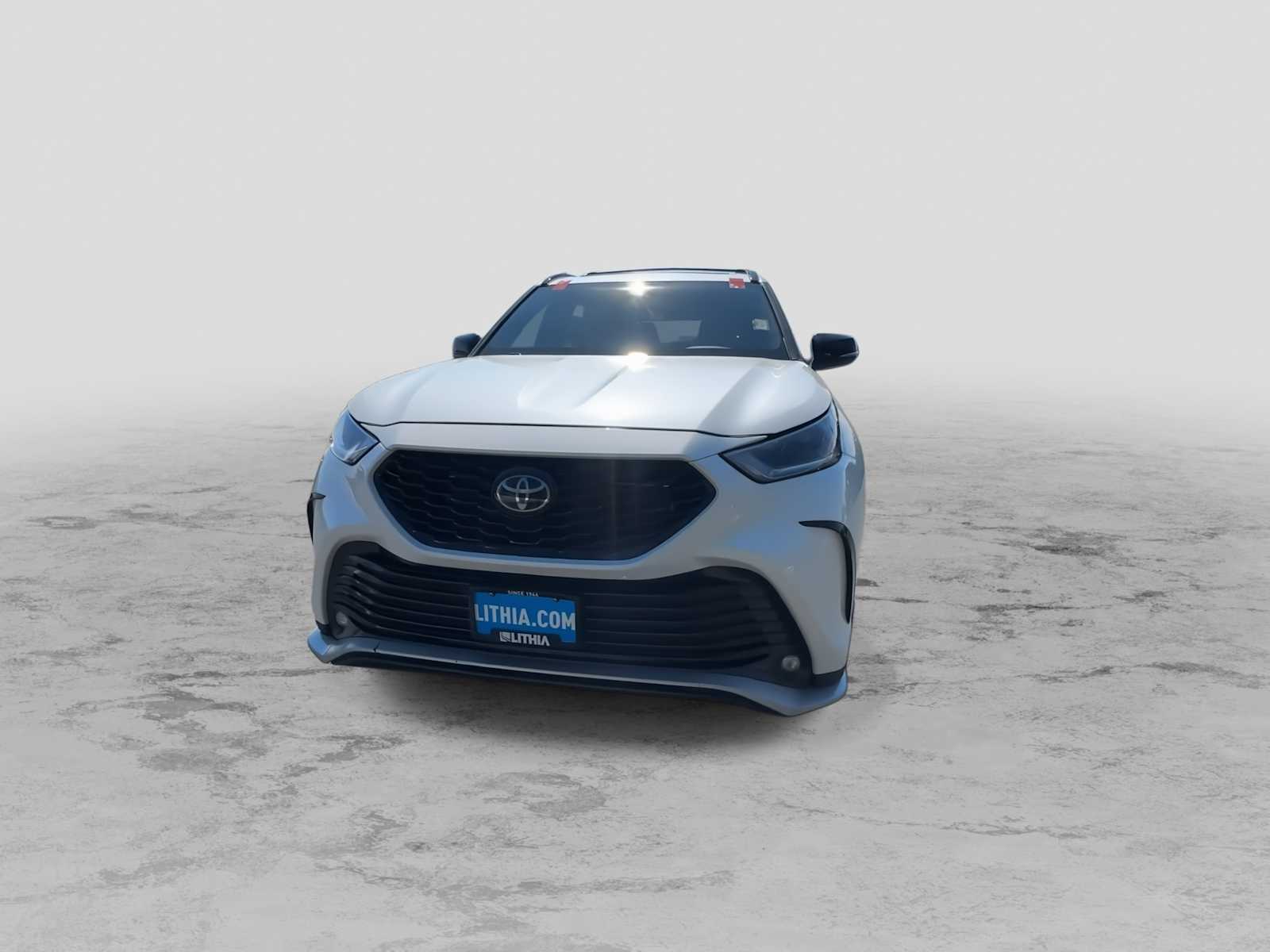 2021 Toyota Highlander XSE photo 3