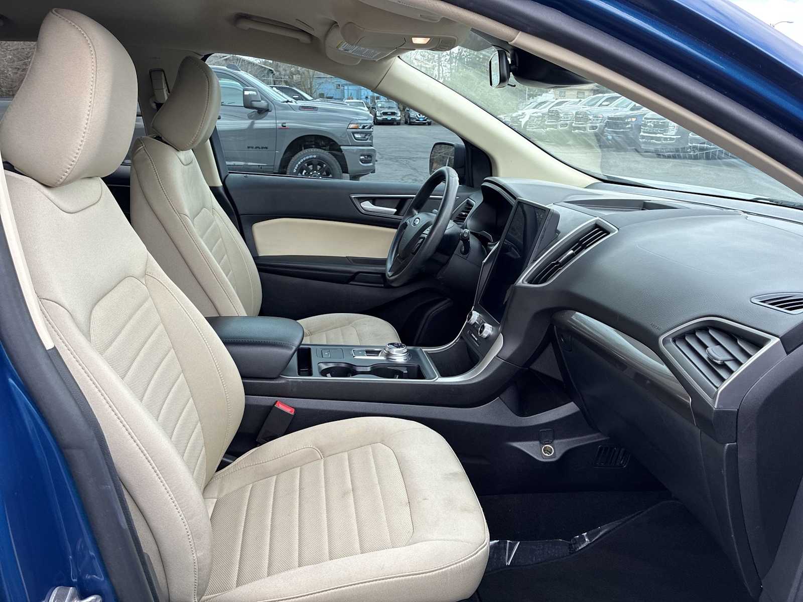 Thumbnail: 2022 Ford Edge - 24