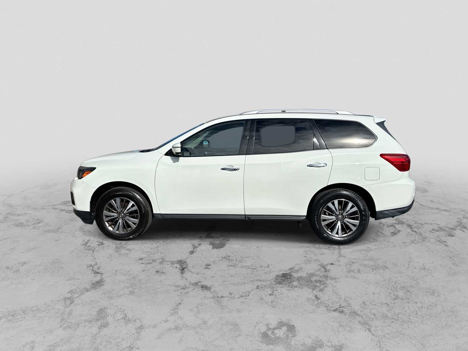 Thumbnail: 2020 Nissan Pathfinder - 5