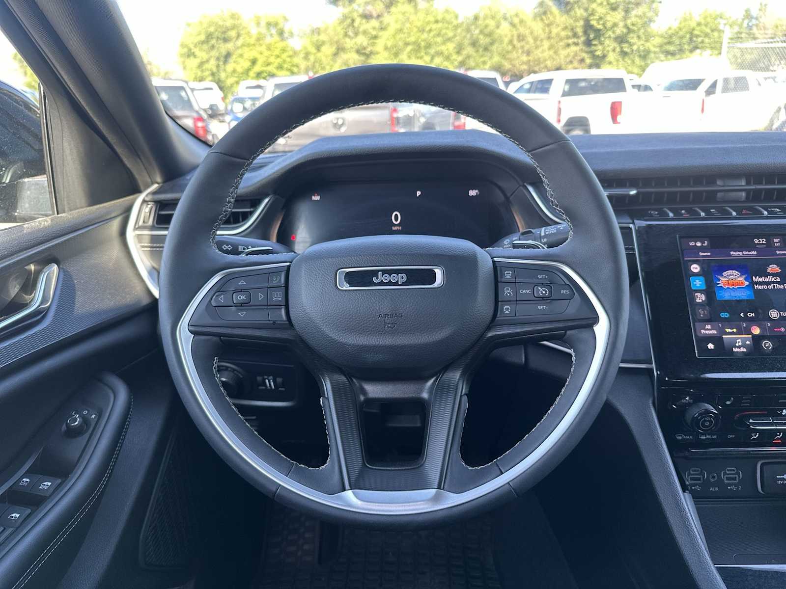 Thumbnail: 2024 Jeep Grand Cherokee - 11