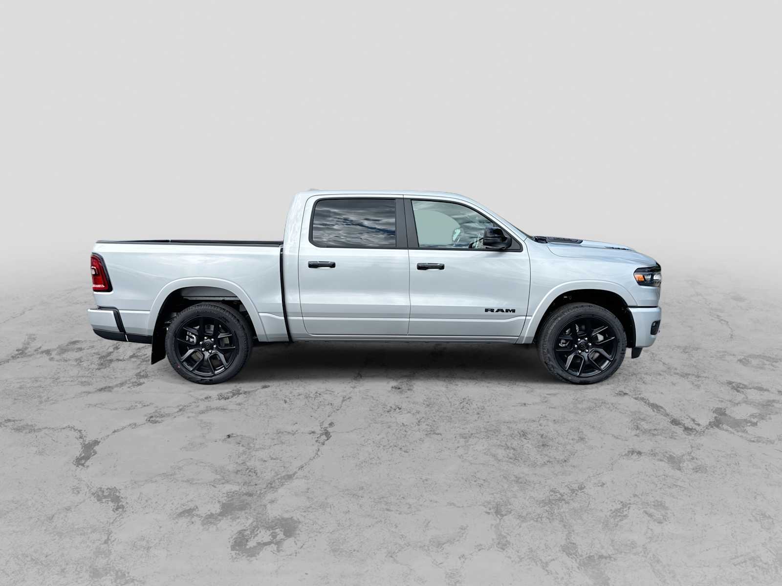 Thumbnail: 2026 RAM 1500 - 9