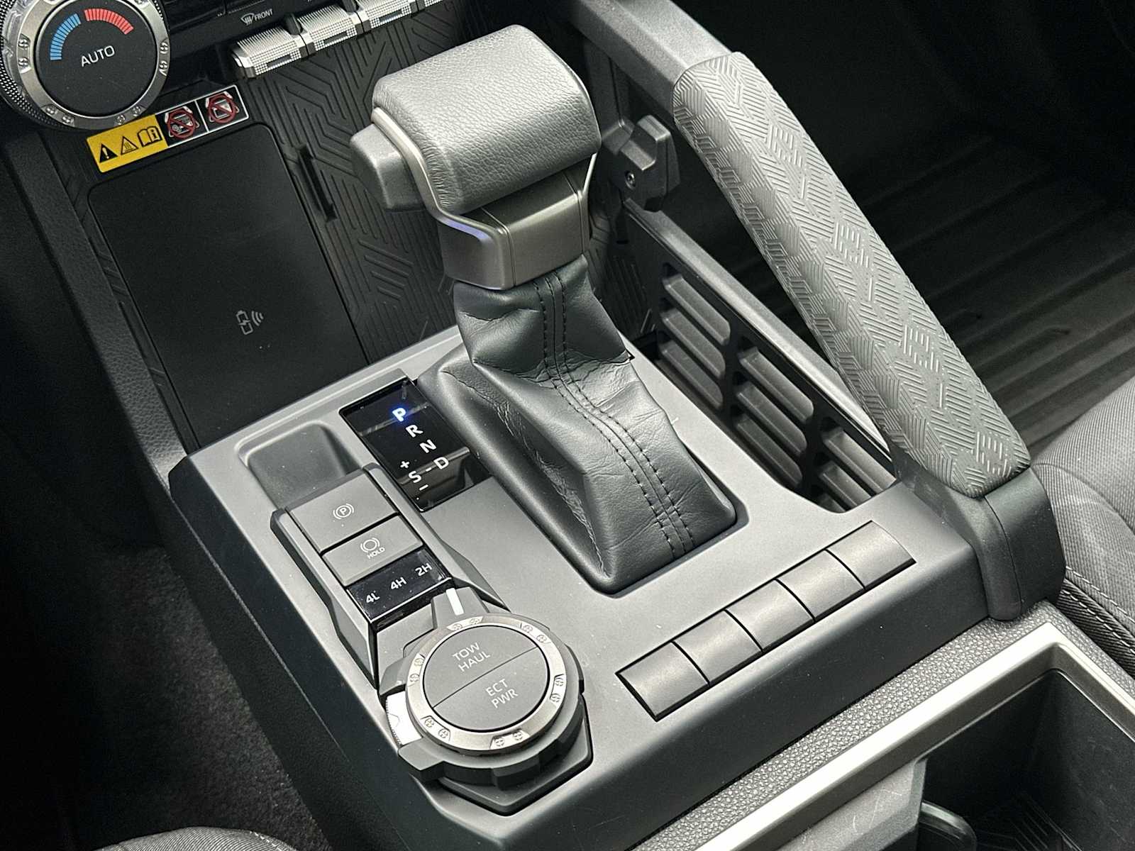 Thumbnail: 2024 Toyota Tacoma - 20