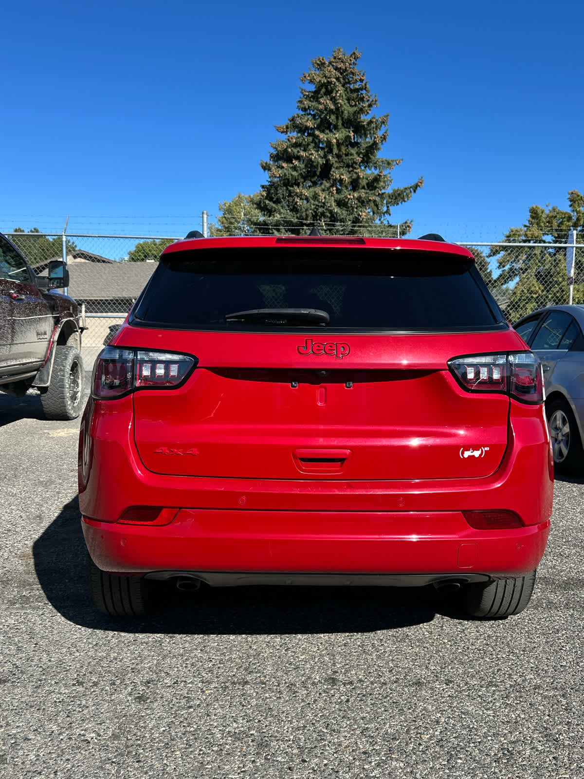 2023 Jeep Compass Limited photo 4