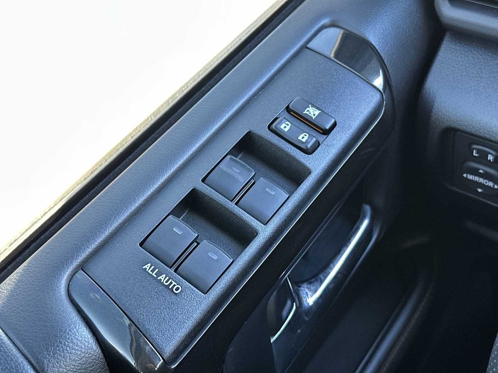 Thumbnail: 2023 Toyota 4Runner - 15