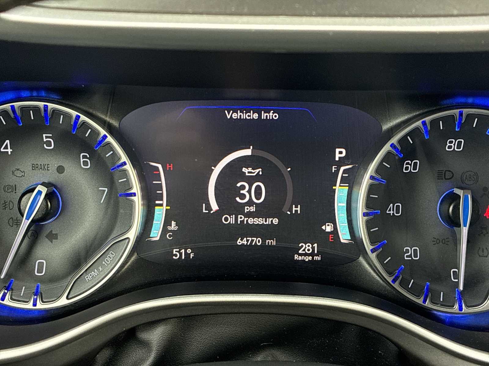 Thumbnail: 2022 Chrysler Pacifica - 10