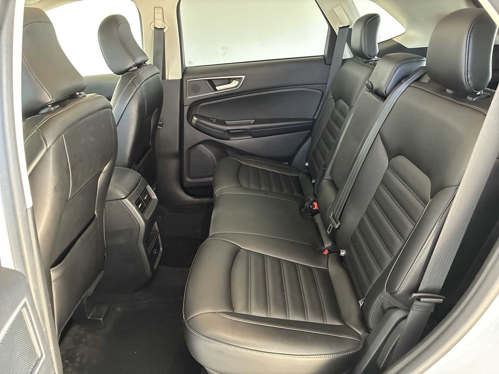 Thumbnail: 2021 Ford Edge - 24