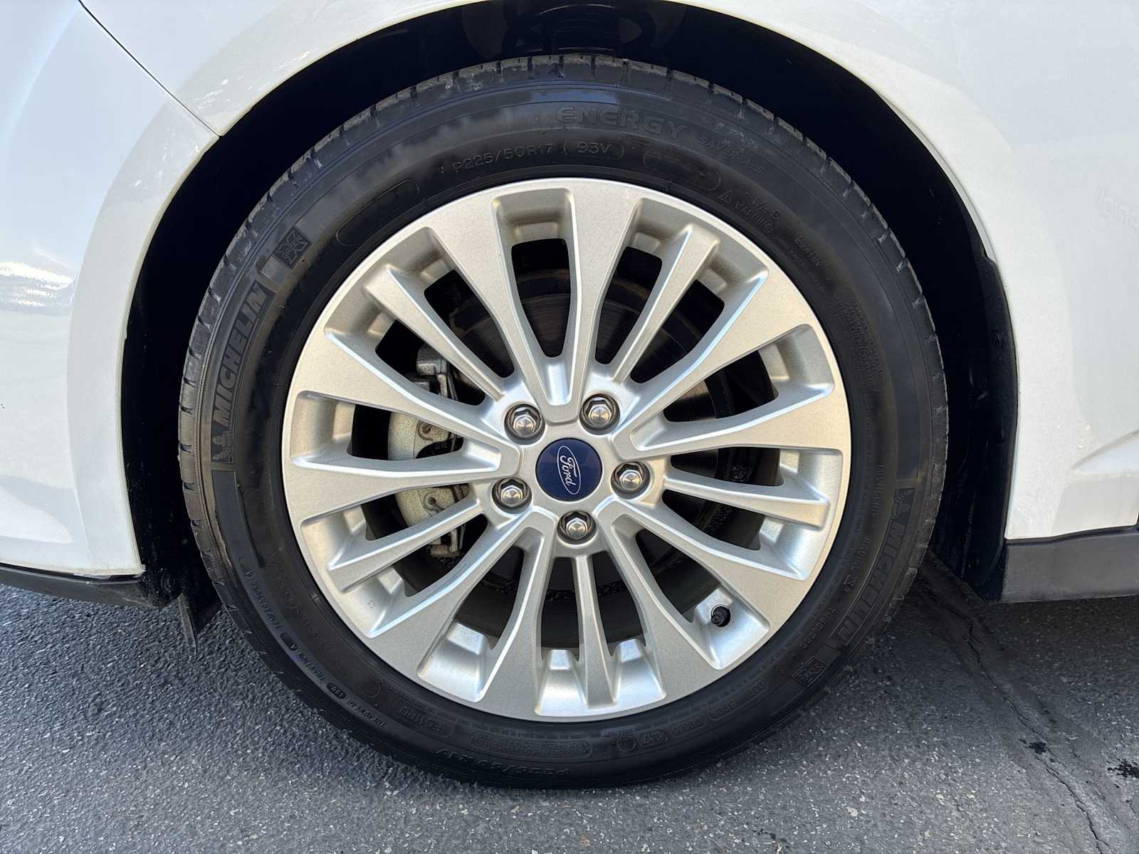 Thumbnail: 2017 Ford C-Max - 18