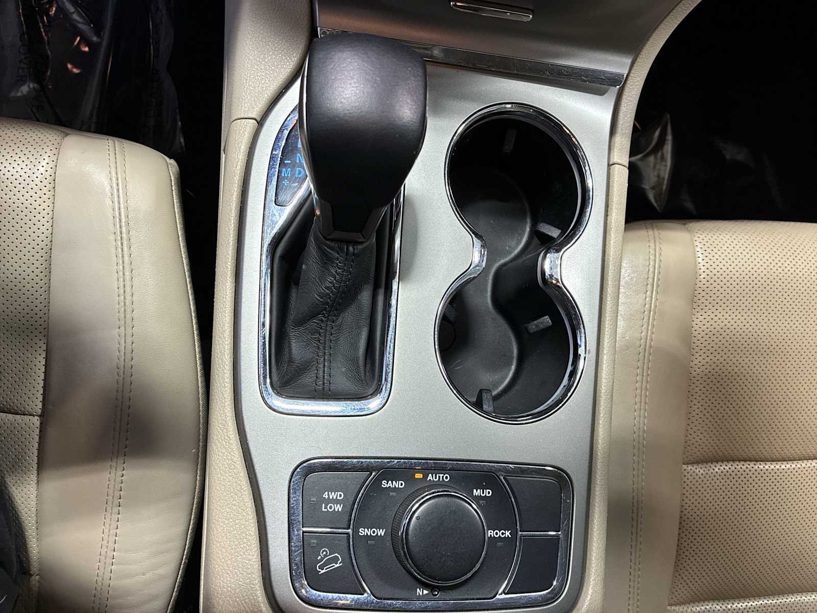 Thumbnail: 2019 Jeep Grand Cherokee - 22