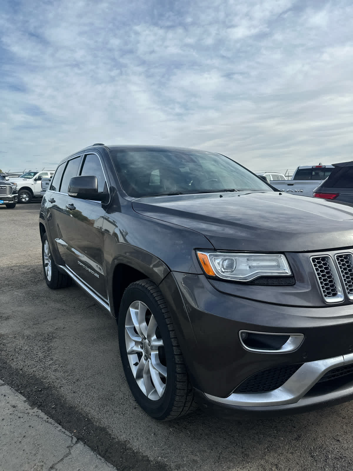 Thumbnail: 2015 Jeep Grand Cherokee - 6