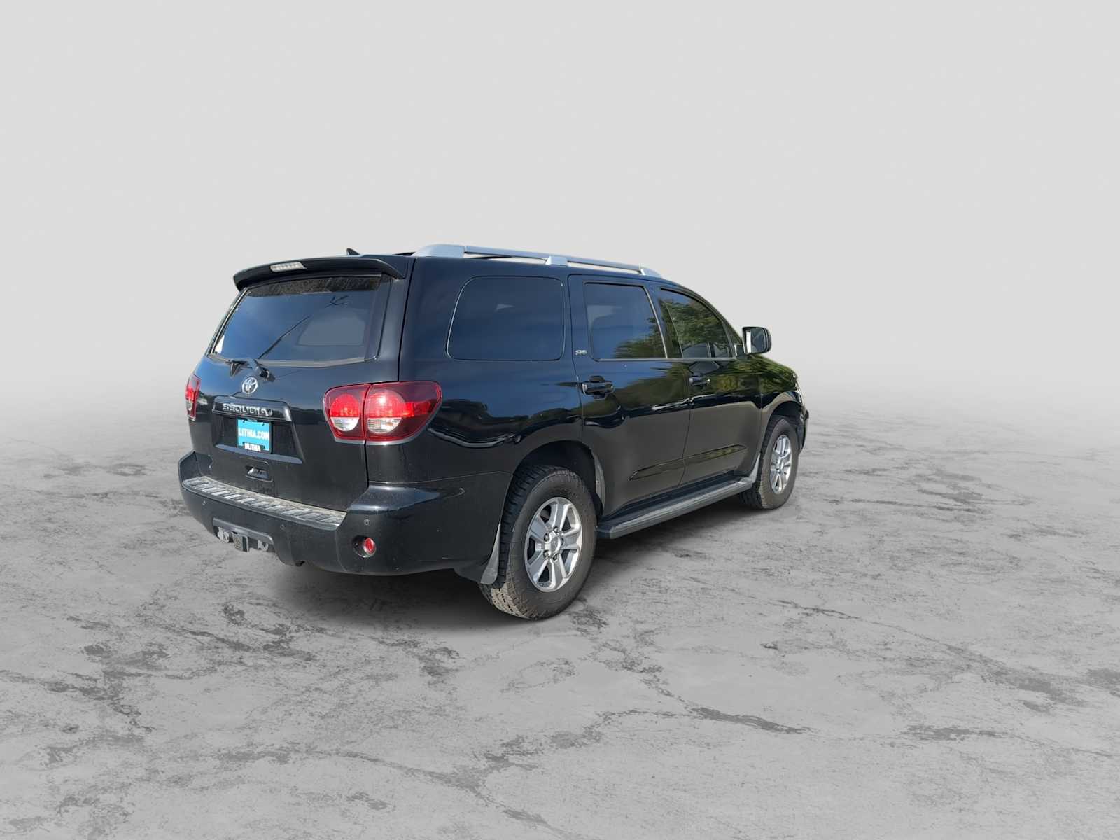 Thumbnail: 2019 Toyota Sequoia - 8