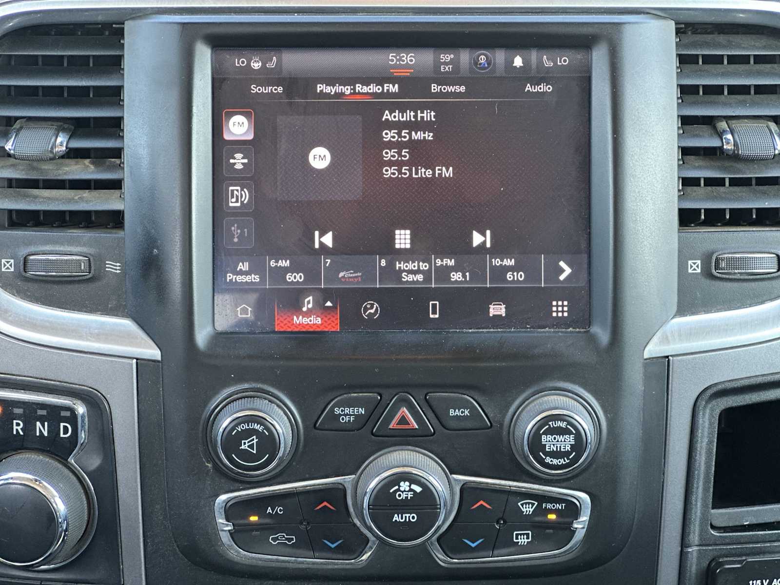 Thumbnail: 2022 RAM 1500 Classic - 12