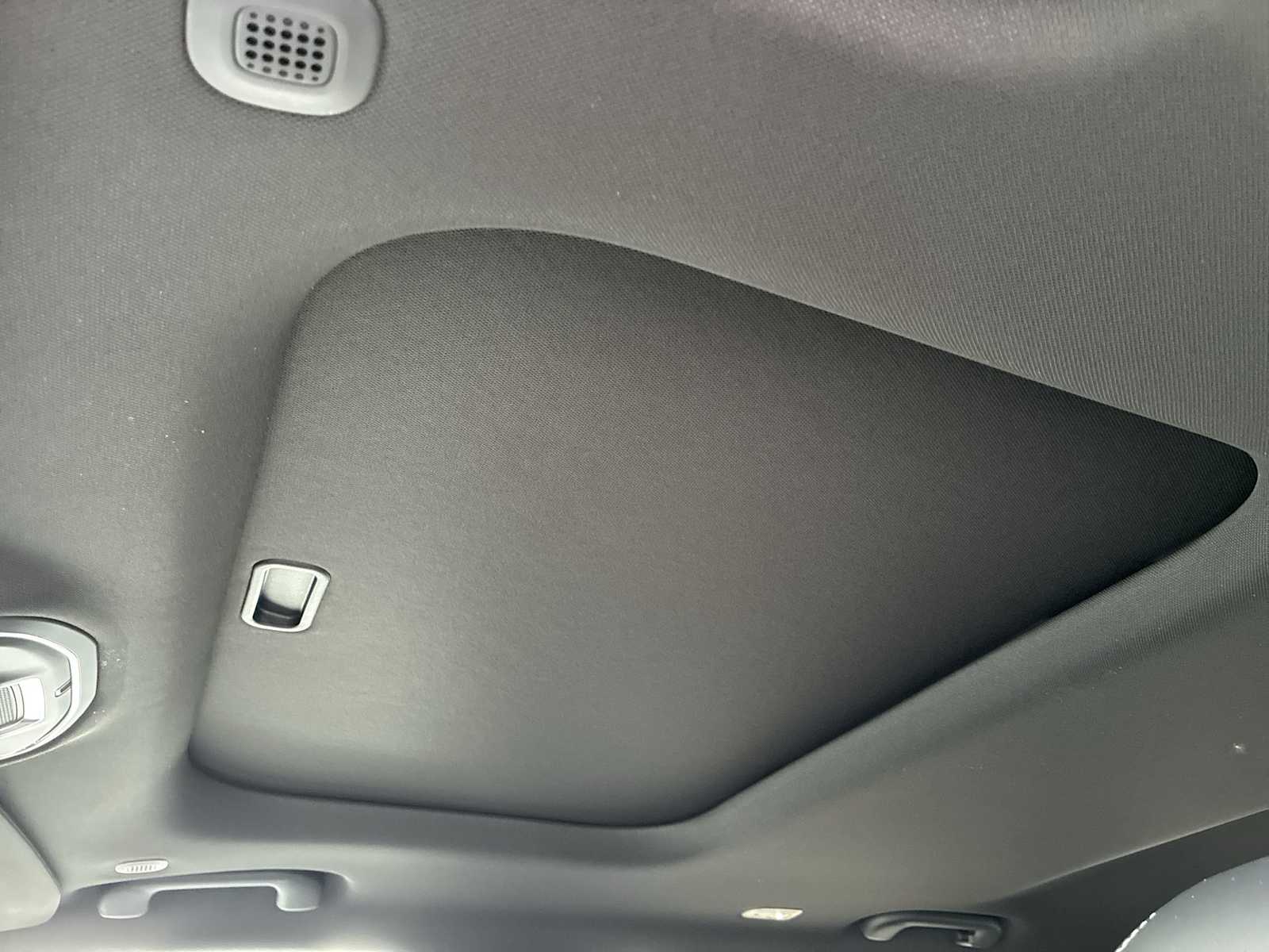 Thumbnail: 2025 Jeep Grand Cherokee - 16