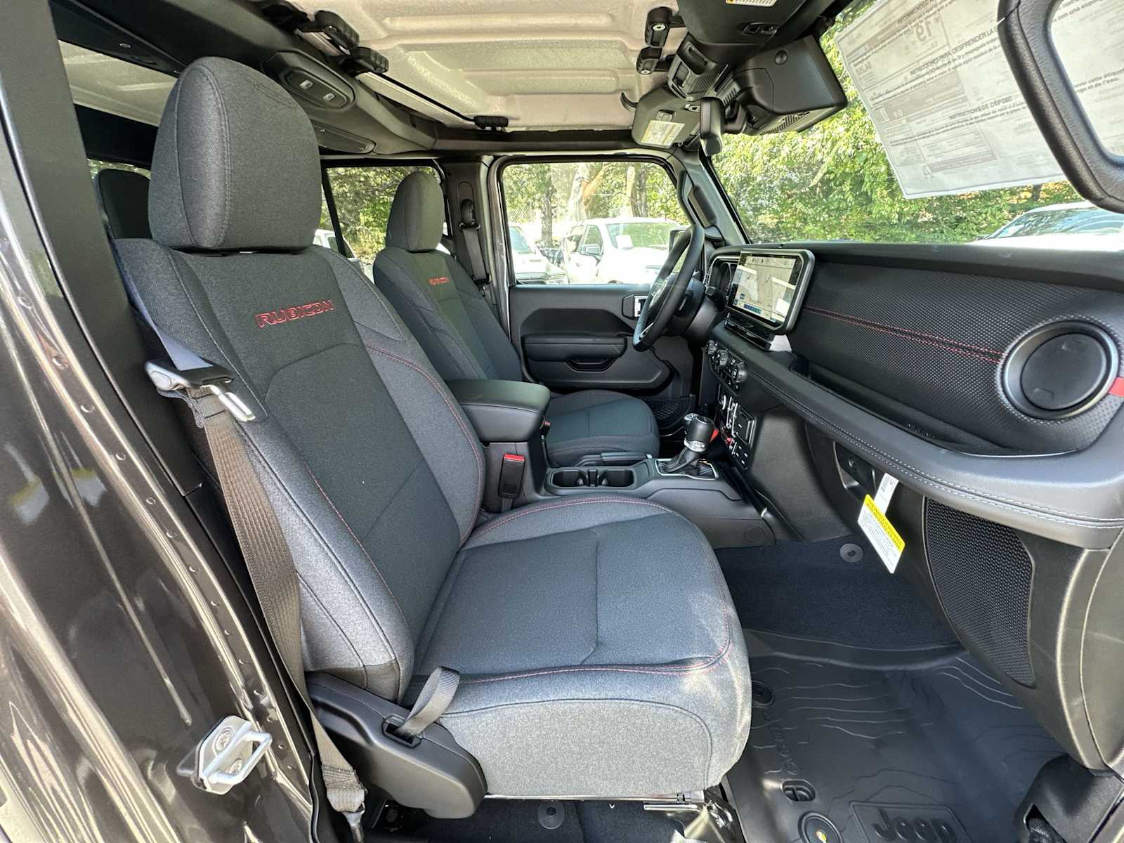 Thumbnail: 2025 Jeep Gladiator - 25