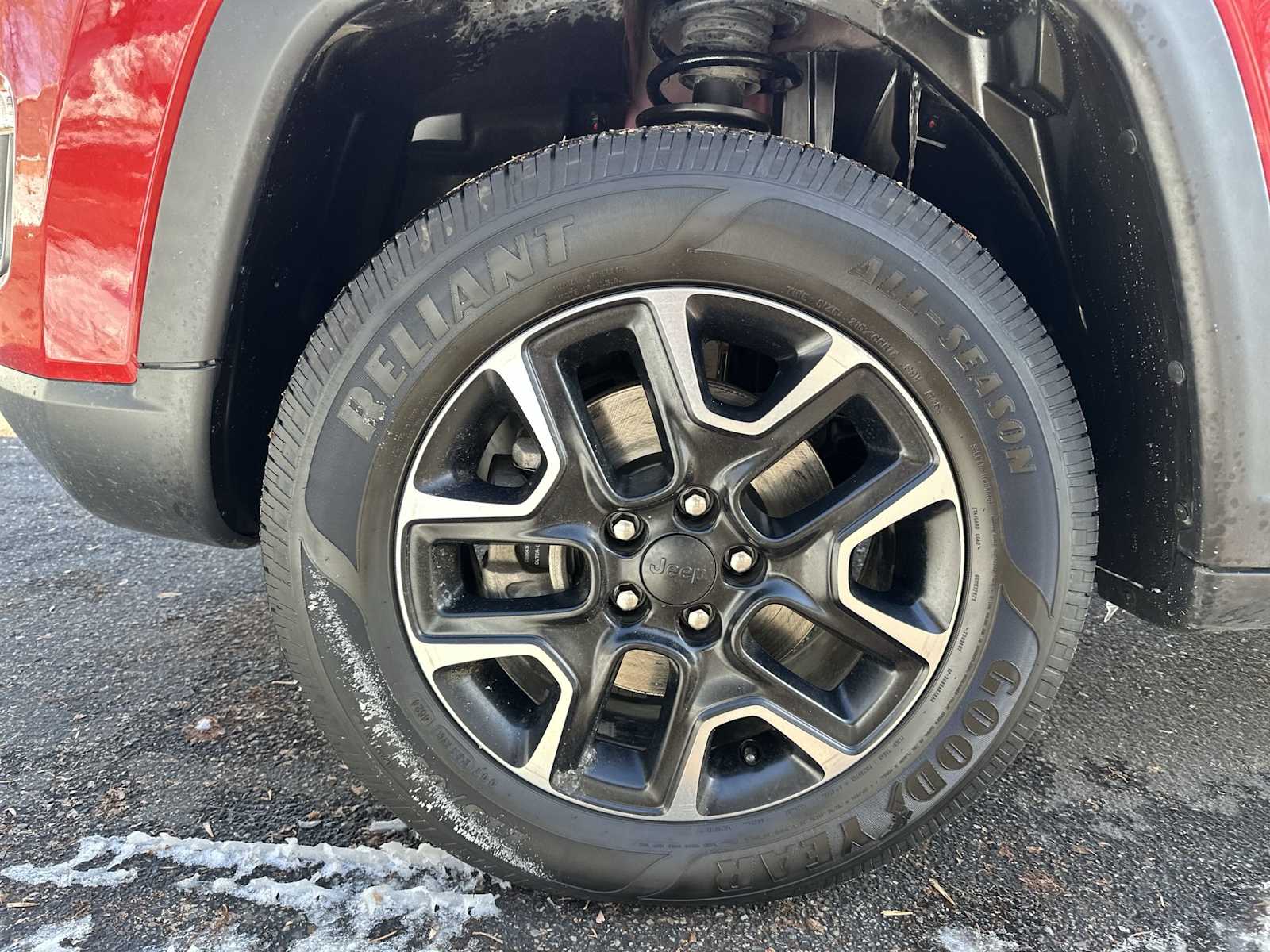 Thumbnail: 2019 Jeep Compass - 17