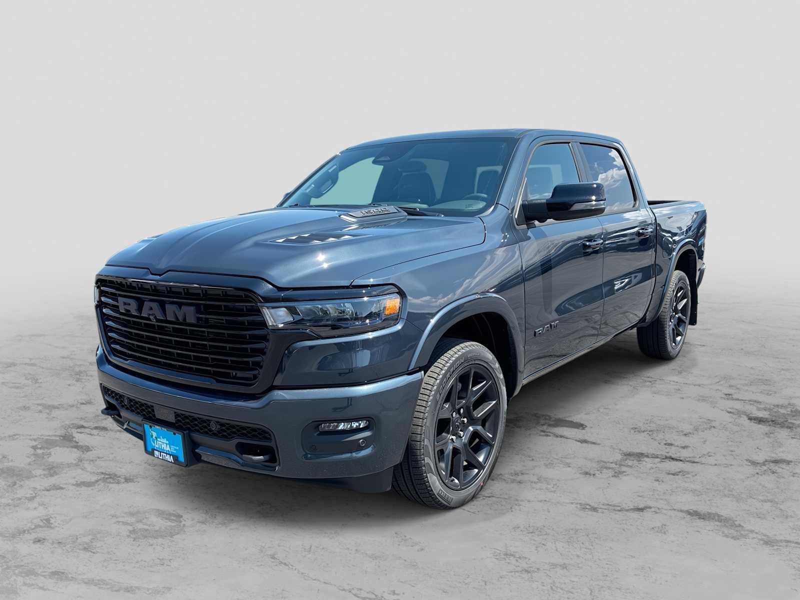 2026 Ram 1500 LARAMIE CREW CAB 4X4 5'7 BOX