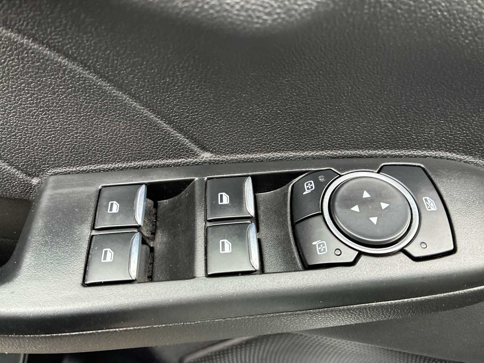 Thumbnail: 2023 Ford Escape - 15