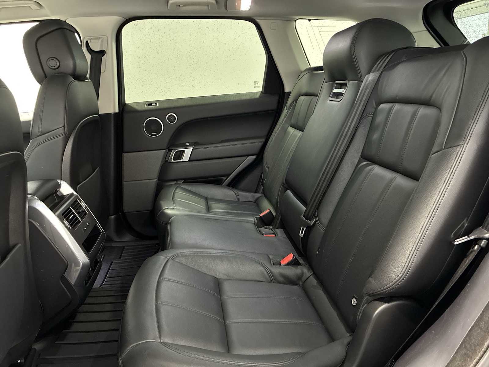 Thumbnail: 2021 Land Rover Range Rover Sport - 24