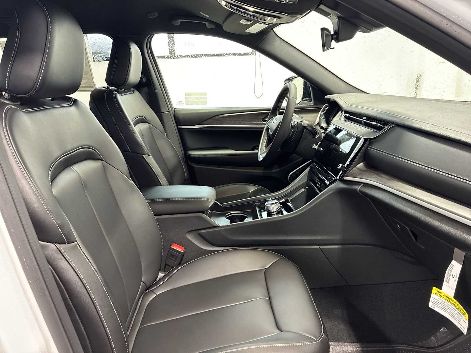 Thumbnail: 2026 Jeep Grand Cherokee - 26