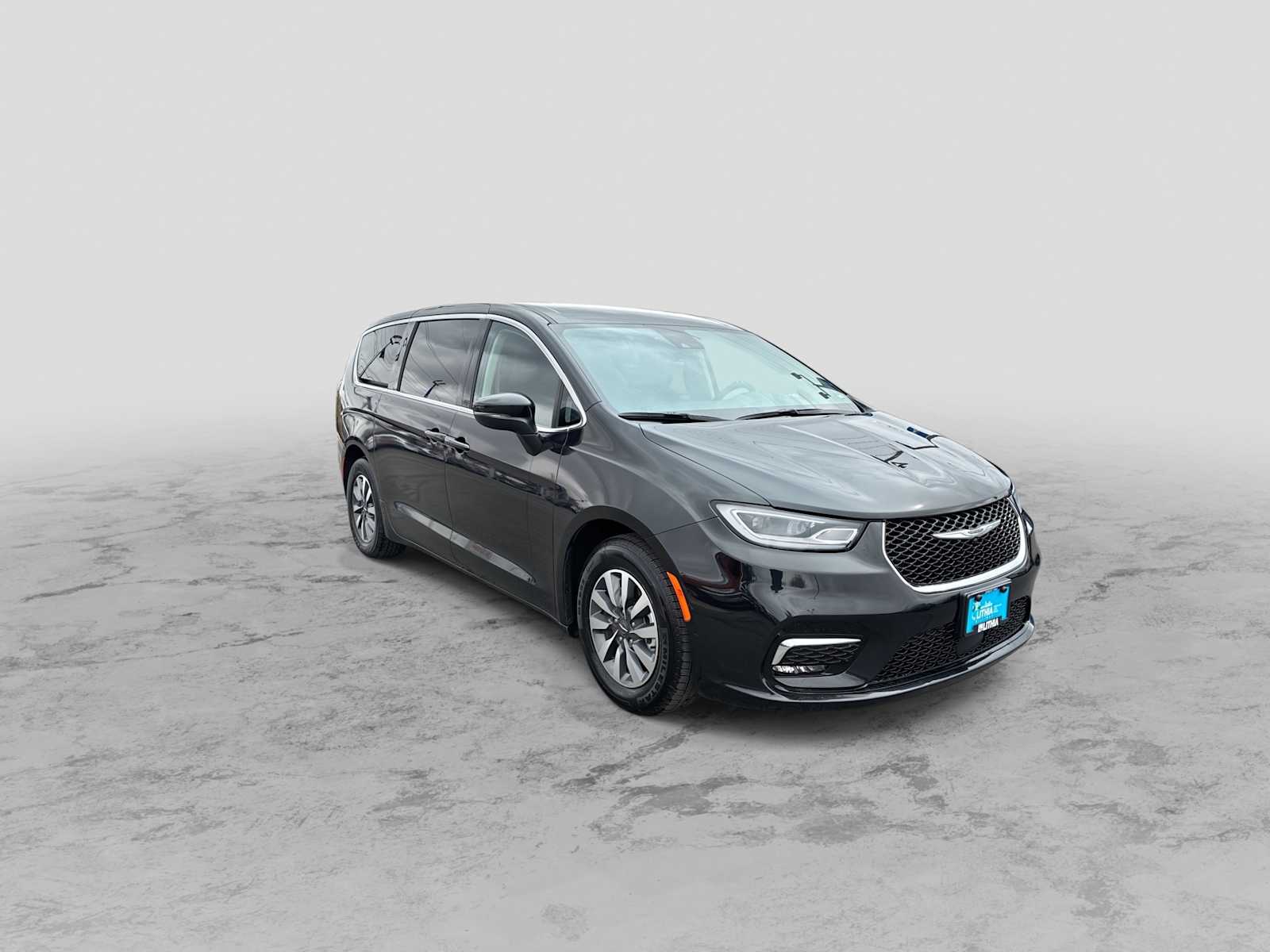 Certified 2023 Chrysler Pacifica Hybrid Touring L with VIN 2C4RC1L78PR626599 for sale in Billings, MT