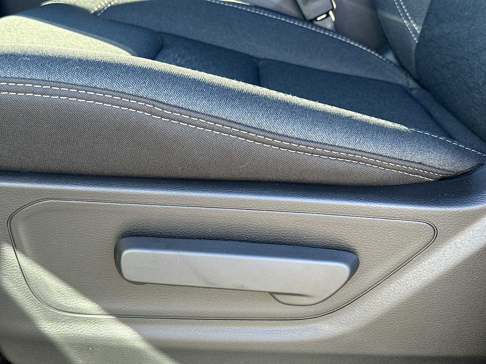 Thumbnail: 2026 RAM 1500 - 14