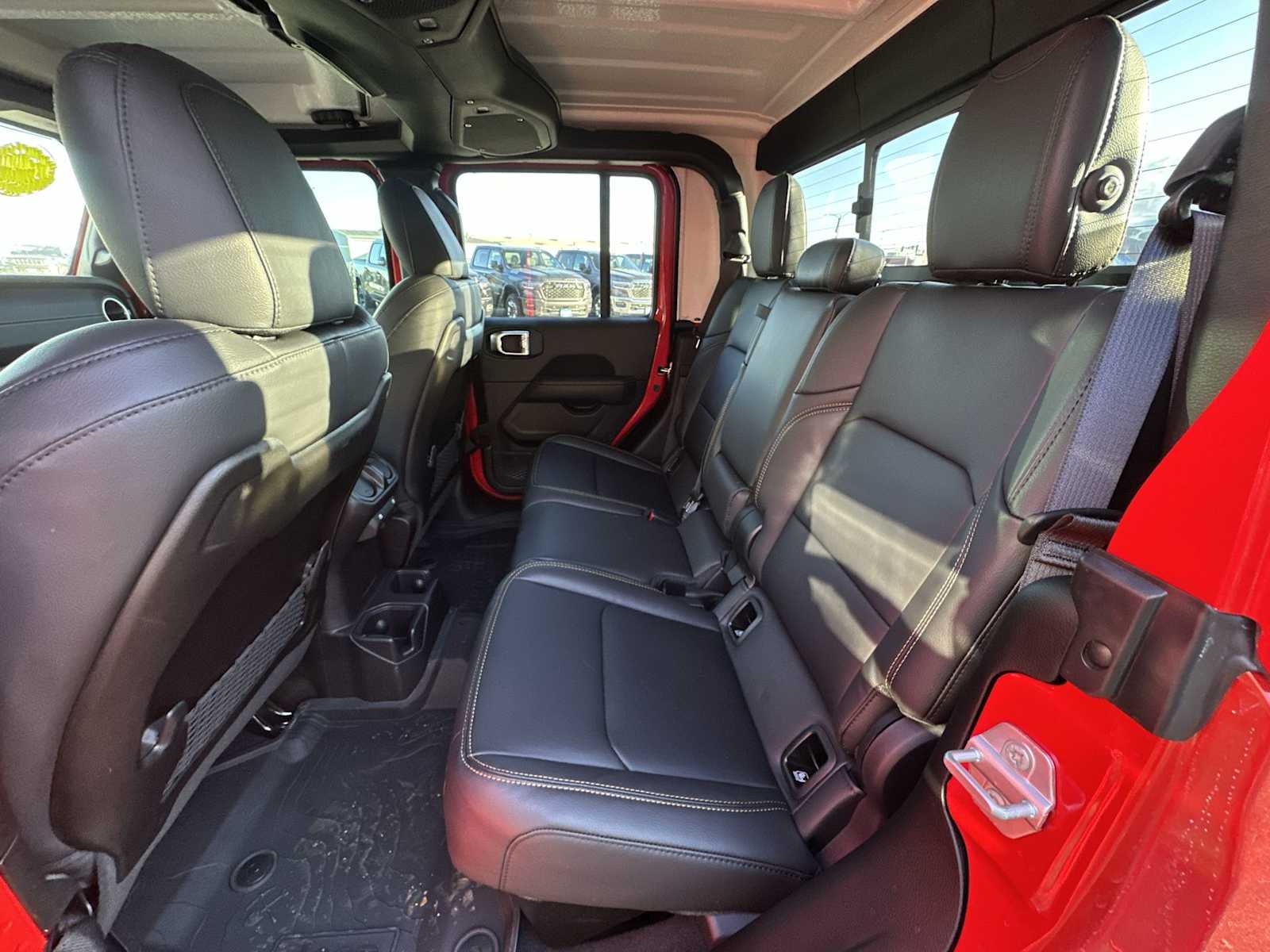 Thumbnail: 2025 Jeep Gladiator - 22