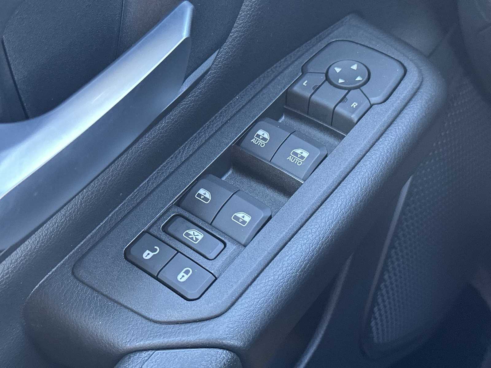 Thumbnail: 2026 RAM 1500 - 15