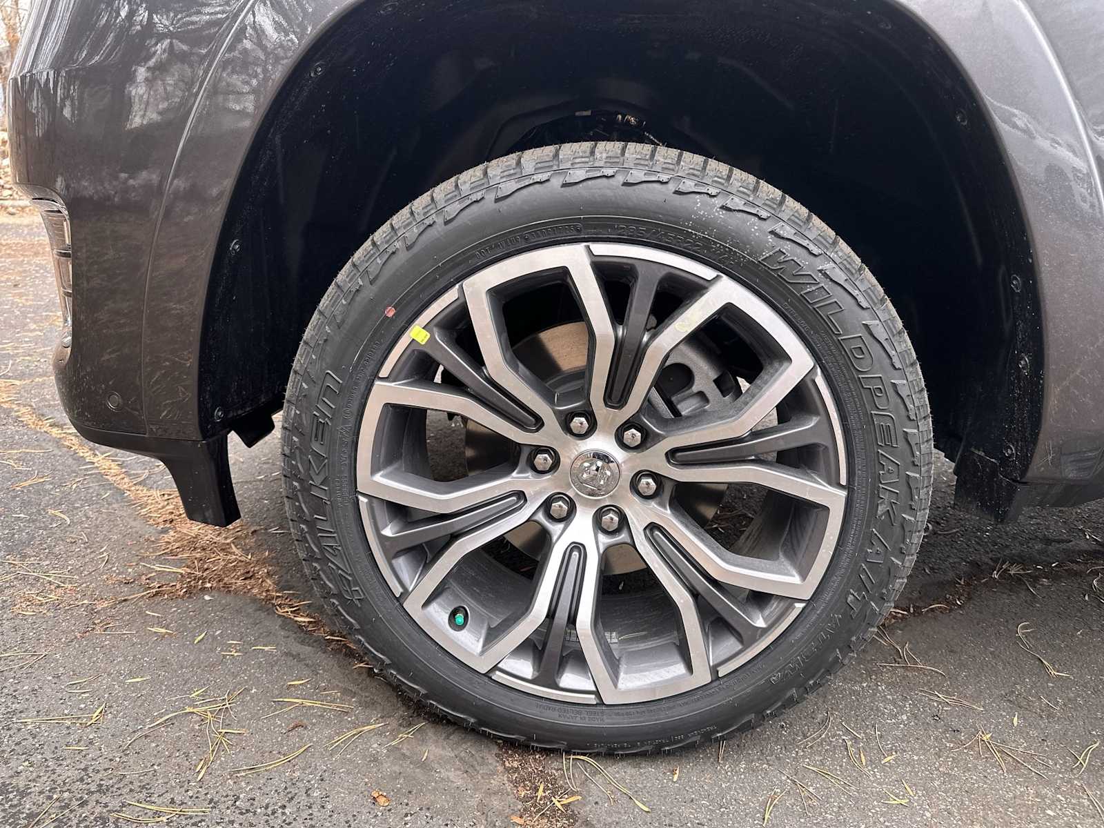 Thumbnail: 2026 RAM 1500 - 18