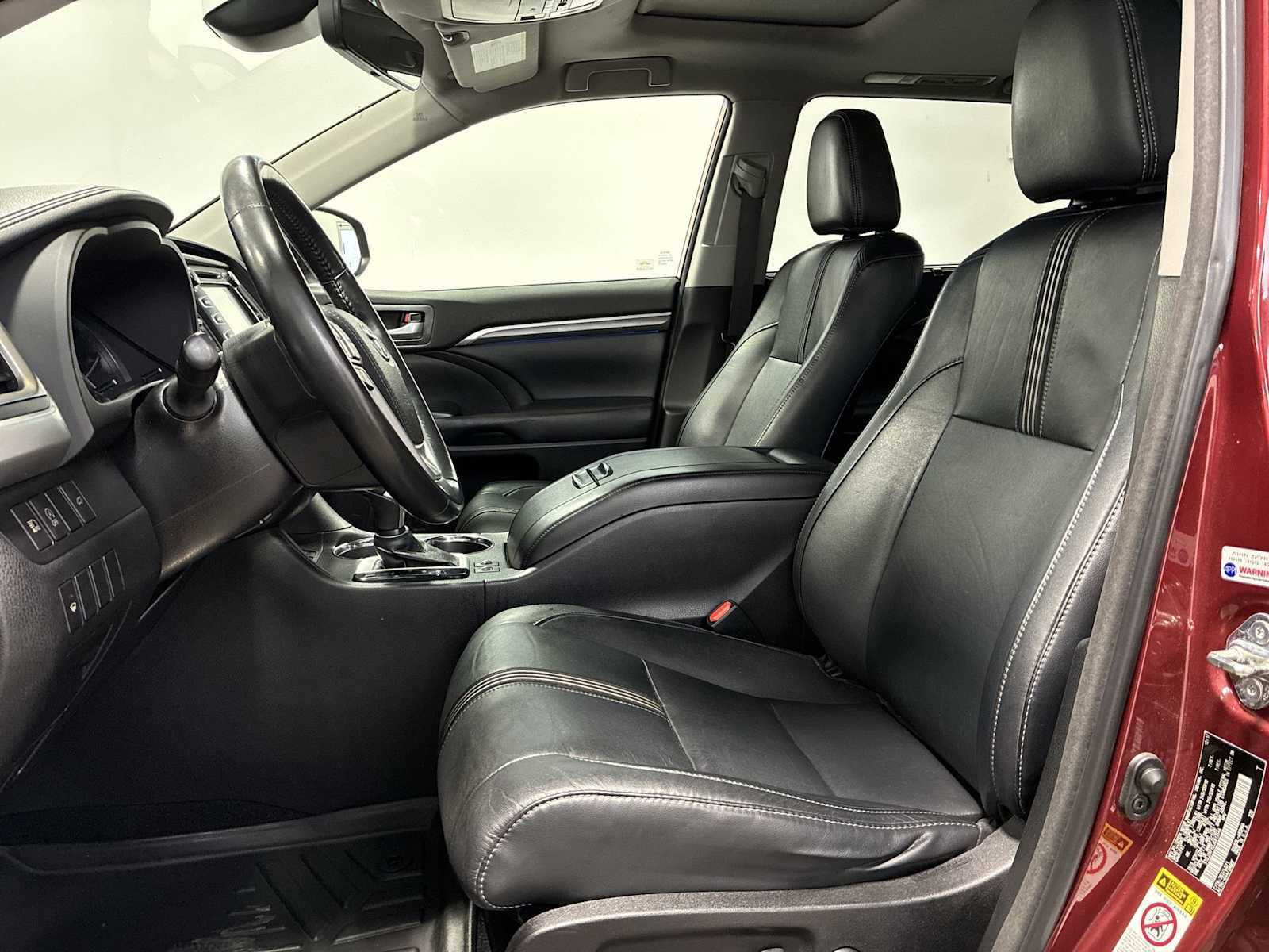 Thumbnail: 2018 Toyota Highlander - 13