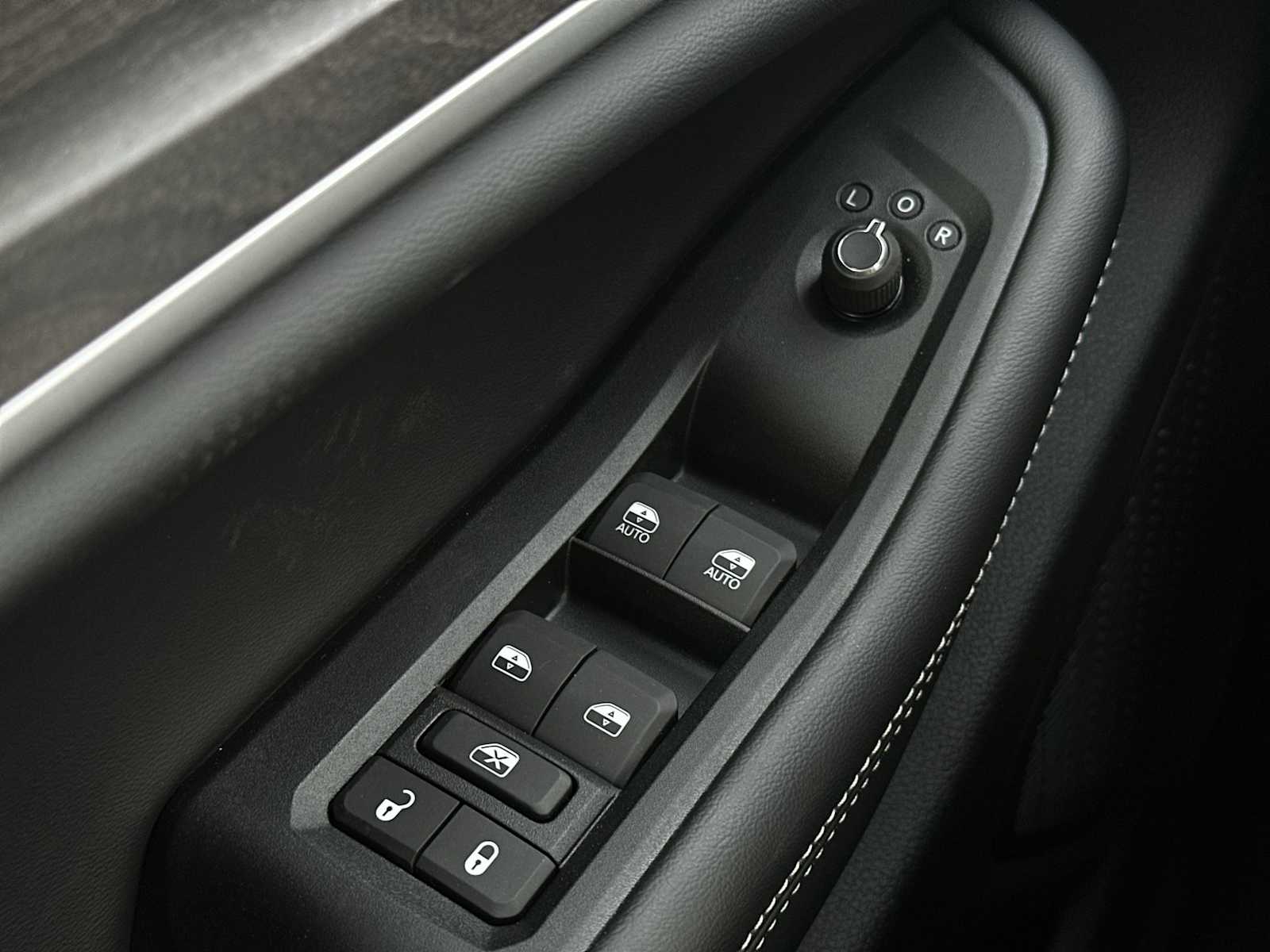 Thumbnail: 2025 Jeep Grand Cherokee - 15