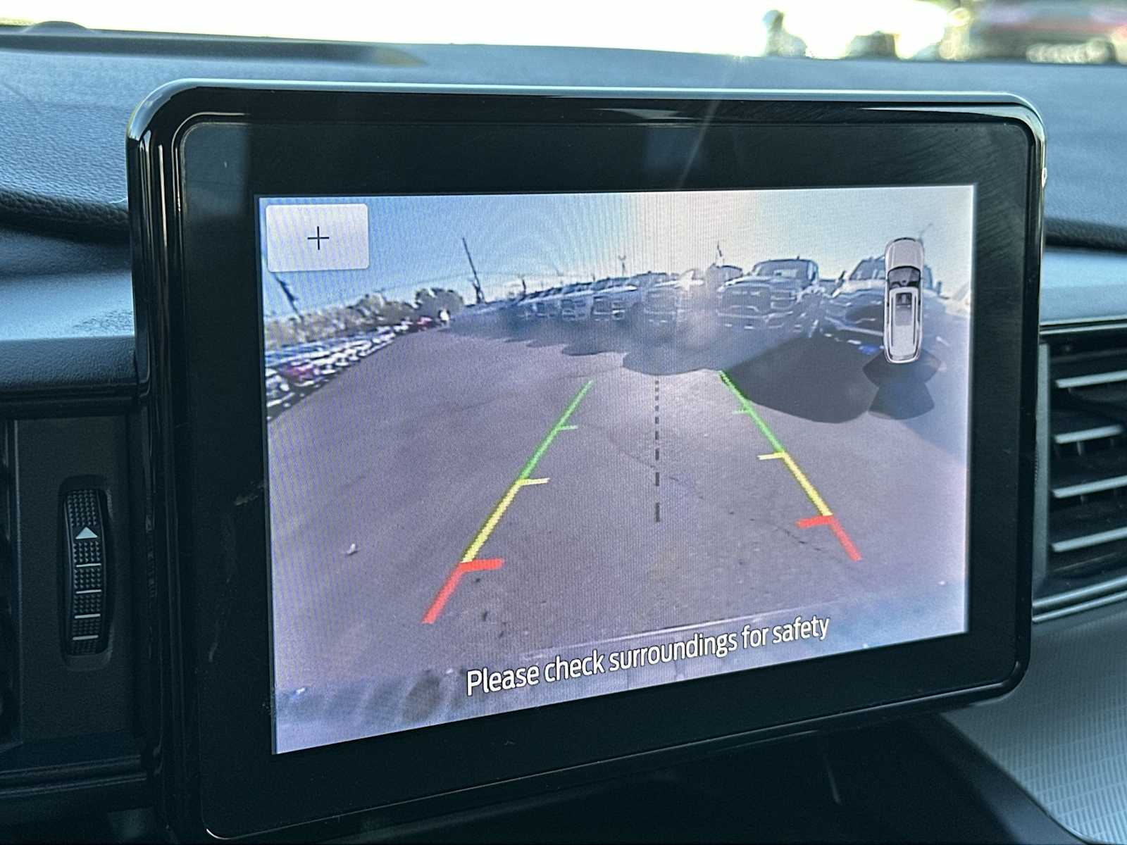 Thumbnail: 2020 Ford Explorer - 21