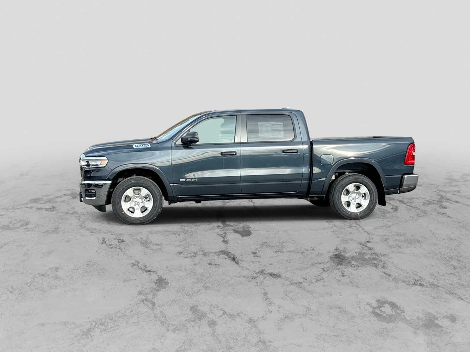 Thumbnail: 2026 RAM 1500 - 5