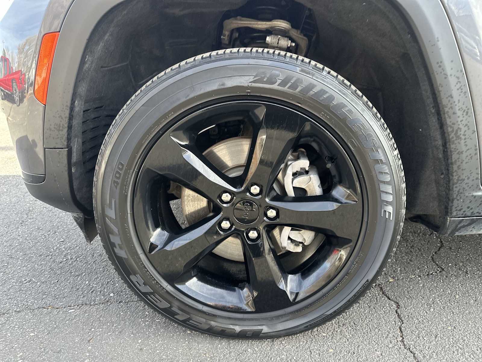 Thumbnail: 2023 Jeep Grand Cherokee - 17