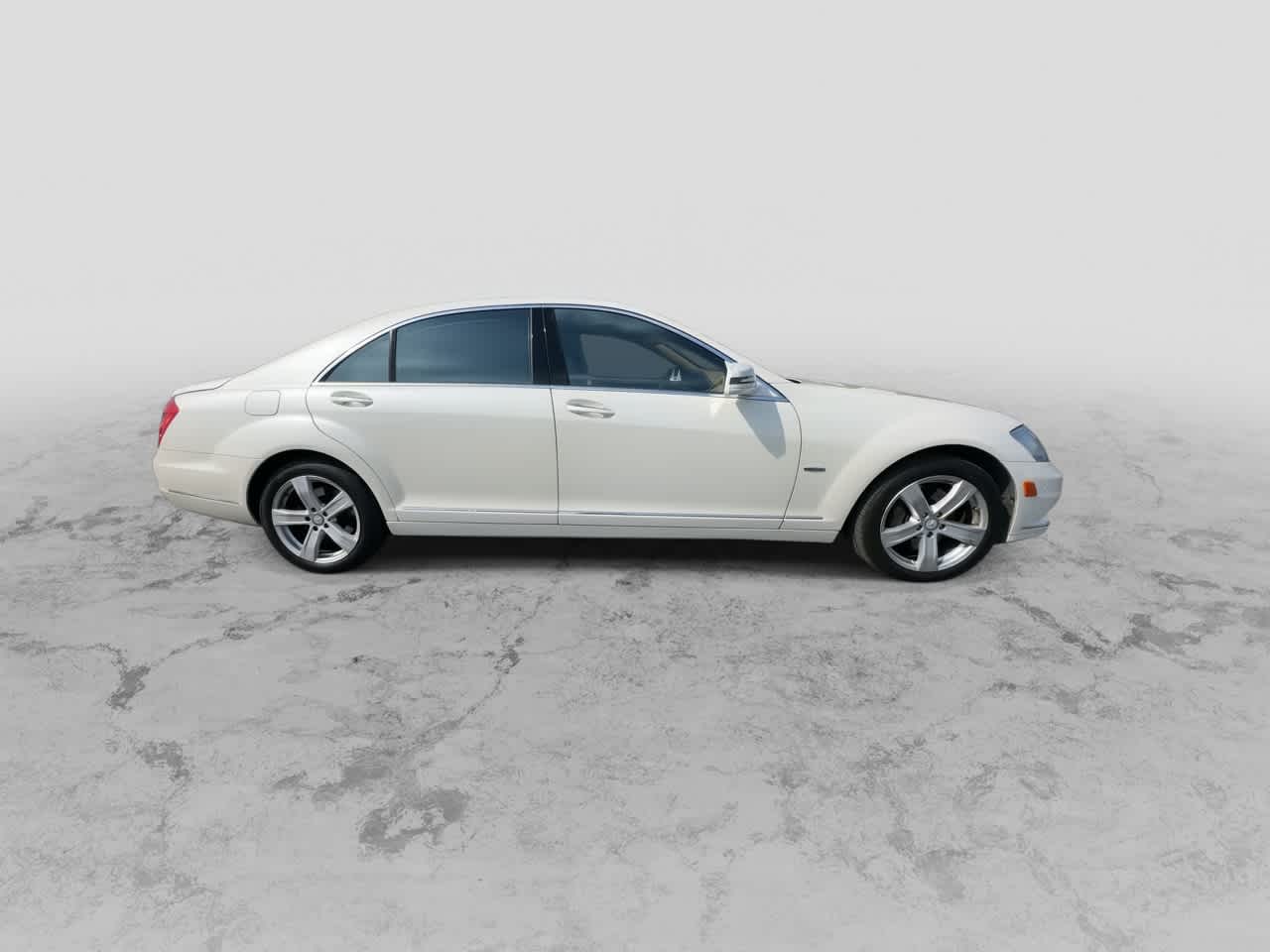 Thumbnail: 2012 Mercedes-Benz S-Class - 9