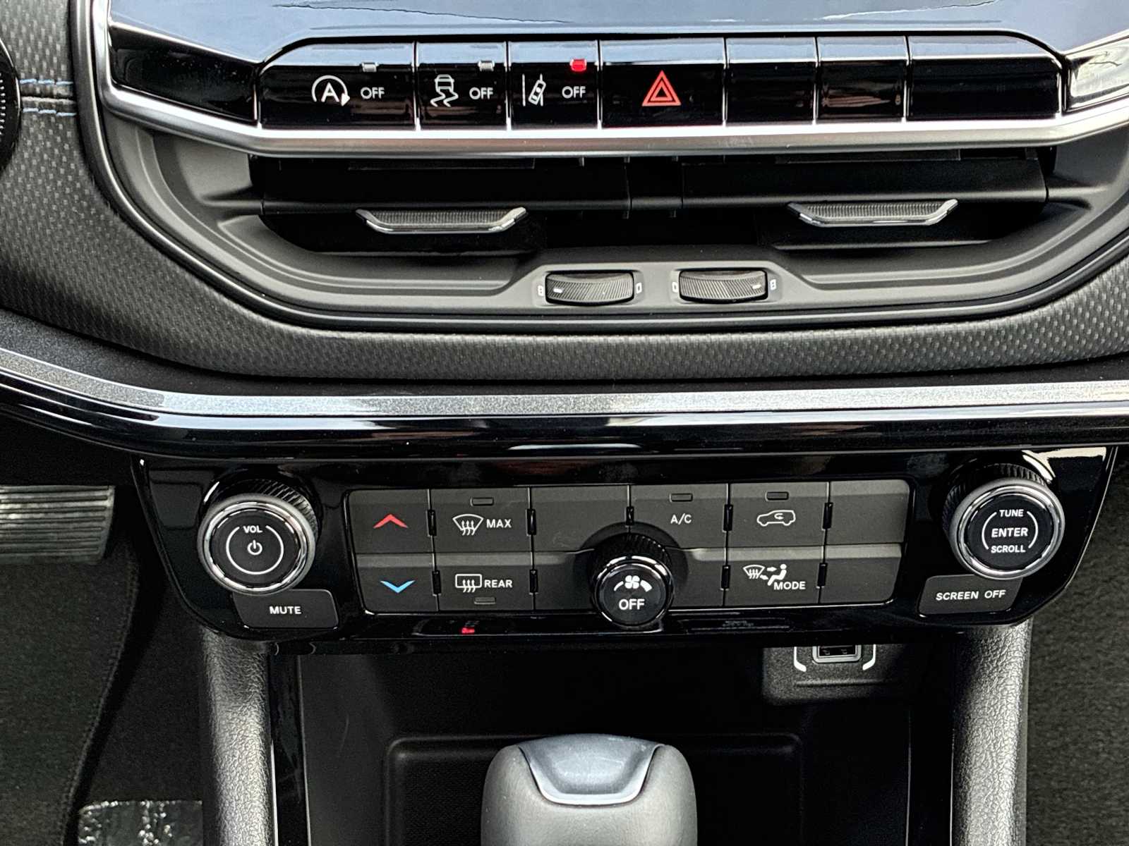 Thumbnail: 2026 Jeep Compass - 16