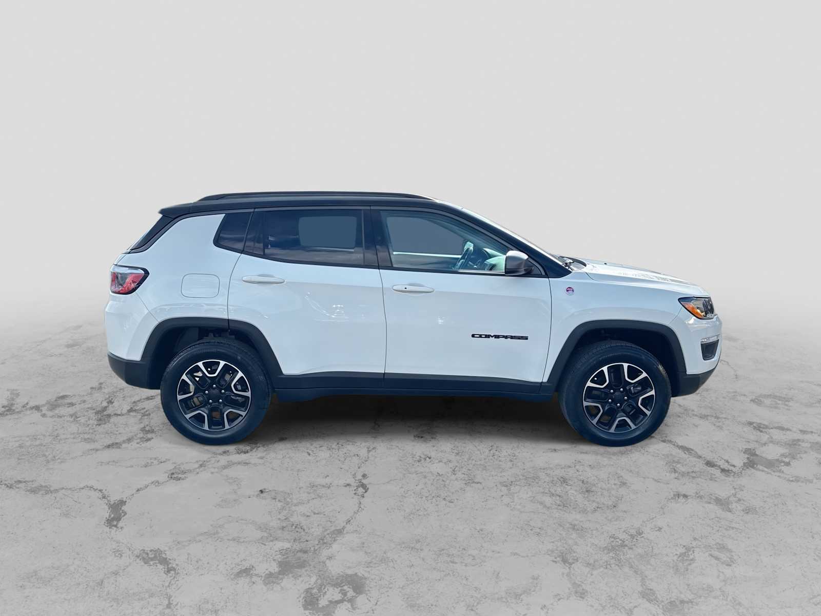 Thumbnail: 2019 Jeep Compass - 9