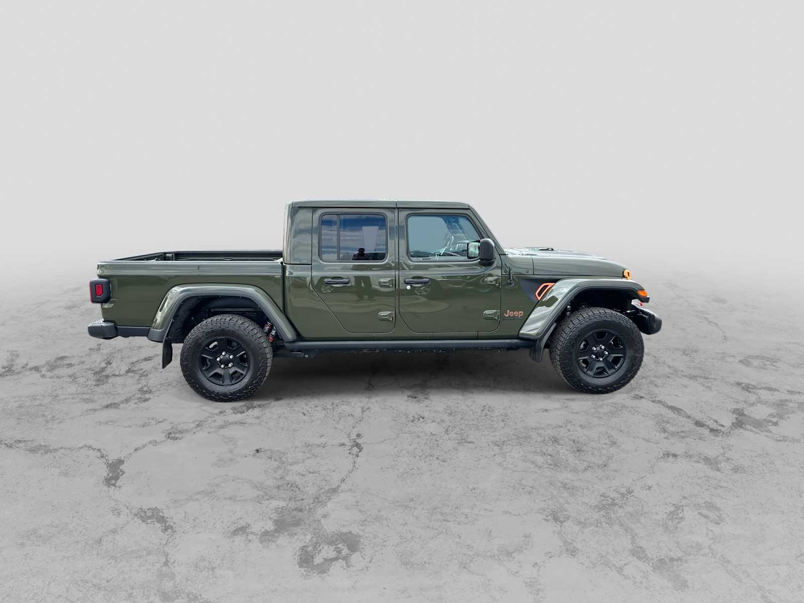 Thumbnail: 2021 Jeep Gladiator - 9