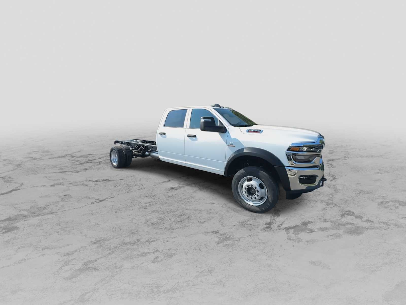 2026 Ram 5500 Tradesman photo 3
