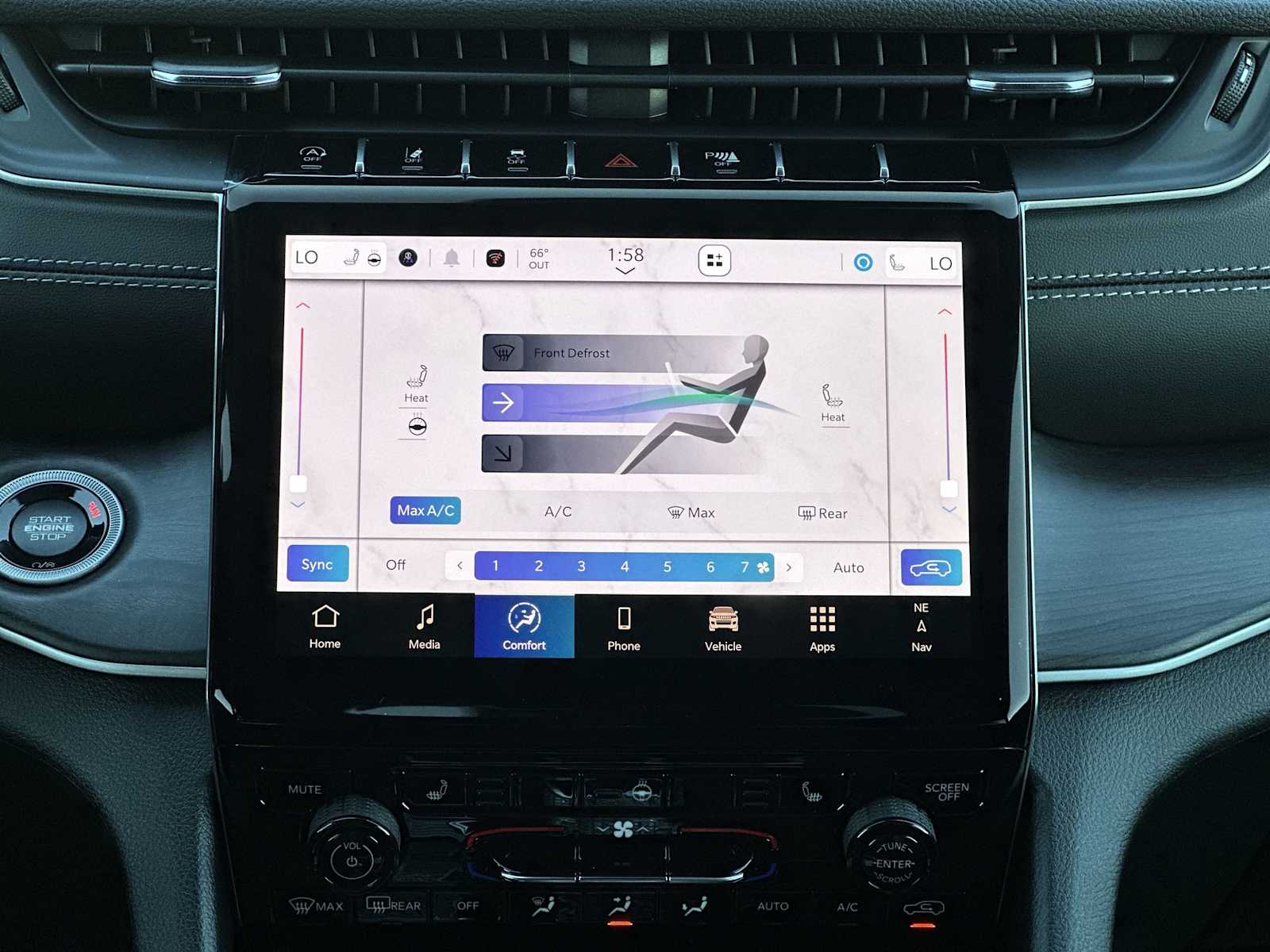 Thumbnail: 2025 Jeep Grand Cherokee - 17