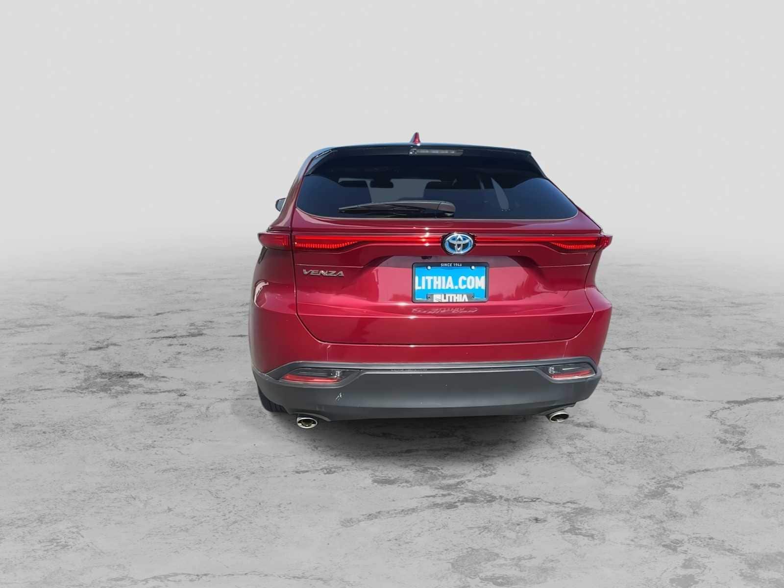 Thumbnail: 2023 Toyota Venza - 7