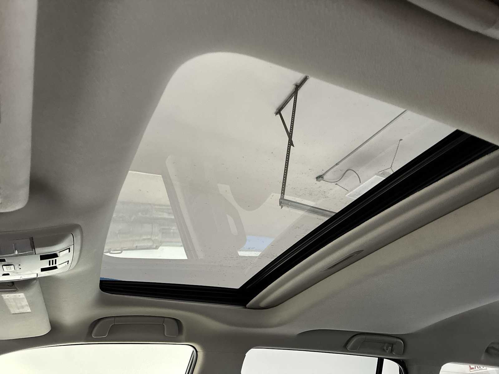 Thumbnail: 2017 Lexus GX - 16